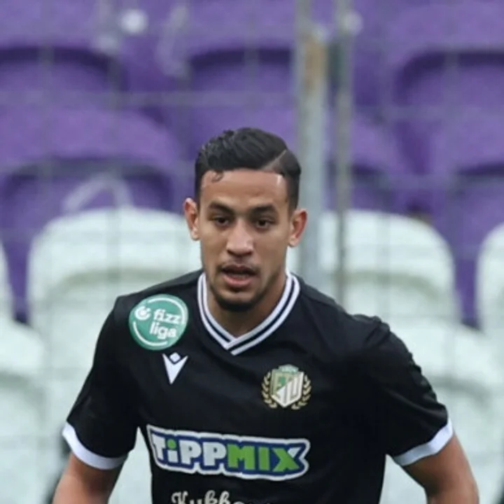 Nadhir Benbouali